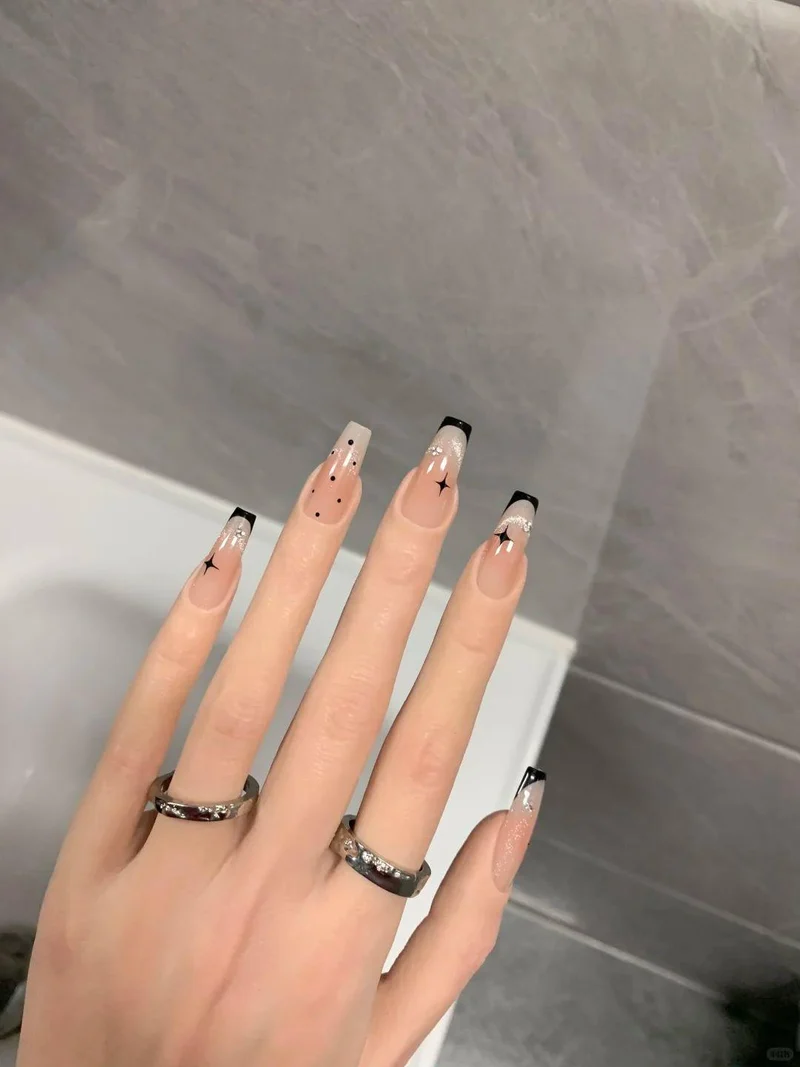 Dekorativer 3D Nagelkunst-Kit Karnz