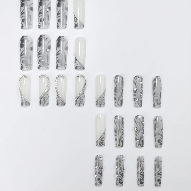 Dekorative 3D Nagelkunst Verbesserungen Karnz