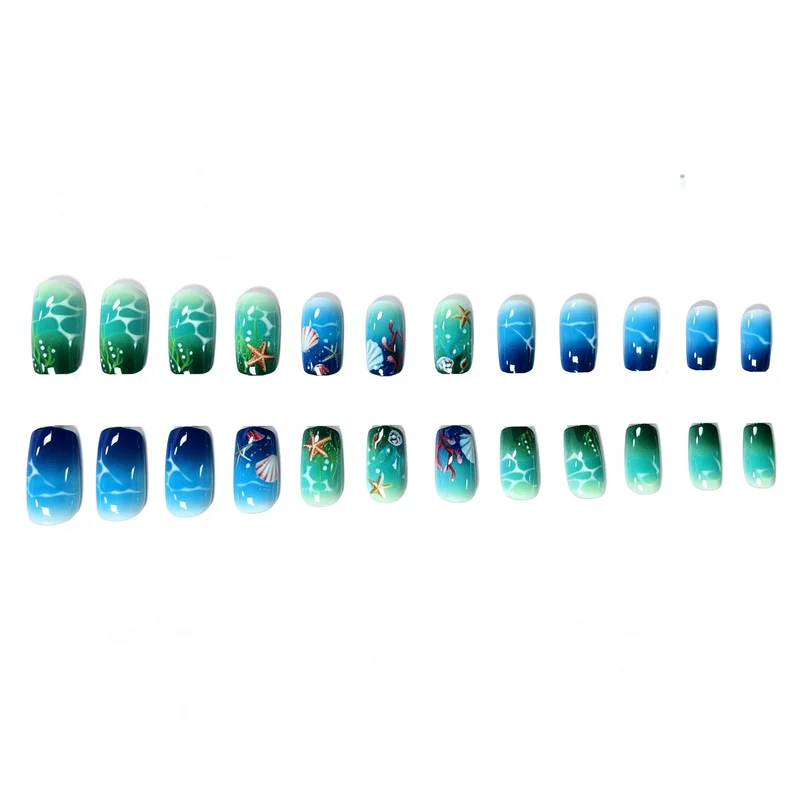 Künstlerisch vom Ozean inspiriertes Nail Art Enhancement Karnz