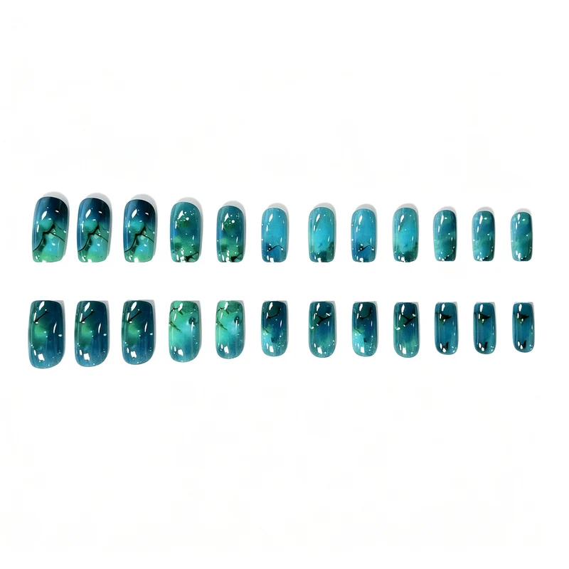 Künstlerisch vom Ozean inspirierten Nail Art Karnz
