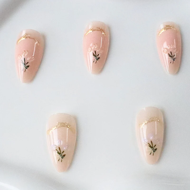 Künstlerische lange mandelförmige Nagelkunst-Verstärkungen Karnz