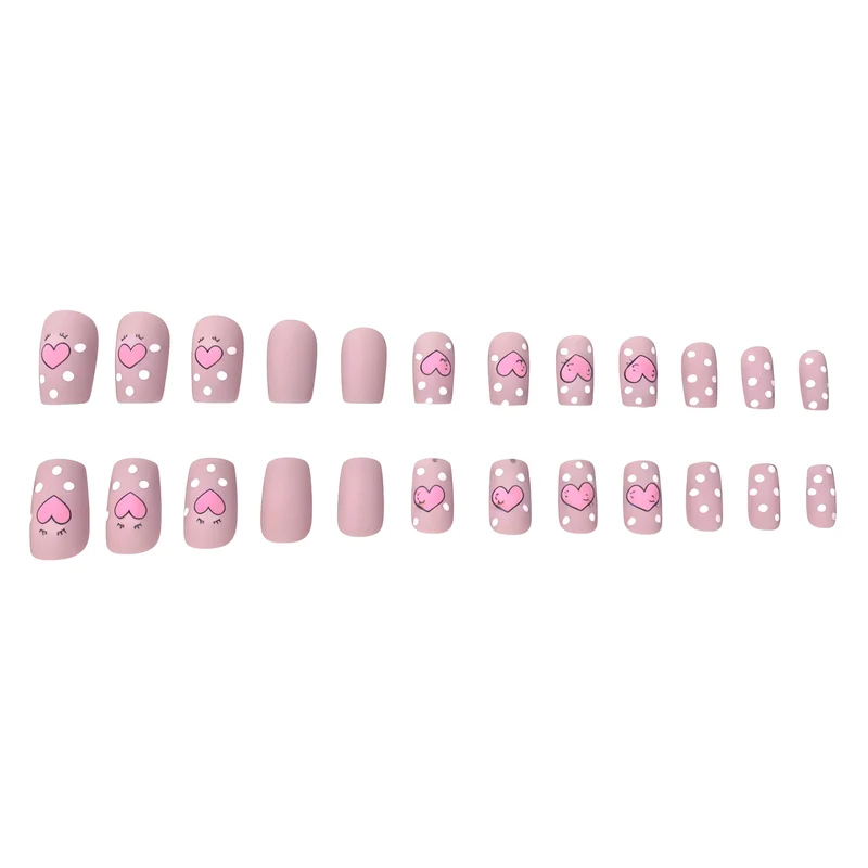 Künstlerische Herz-Themen-Nagelkunst Karnz