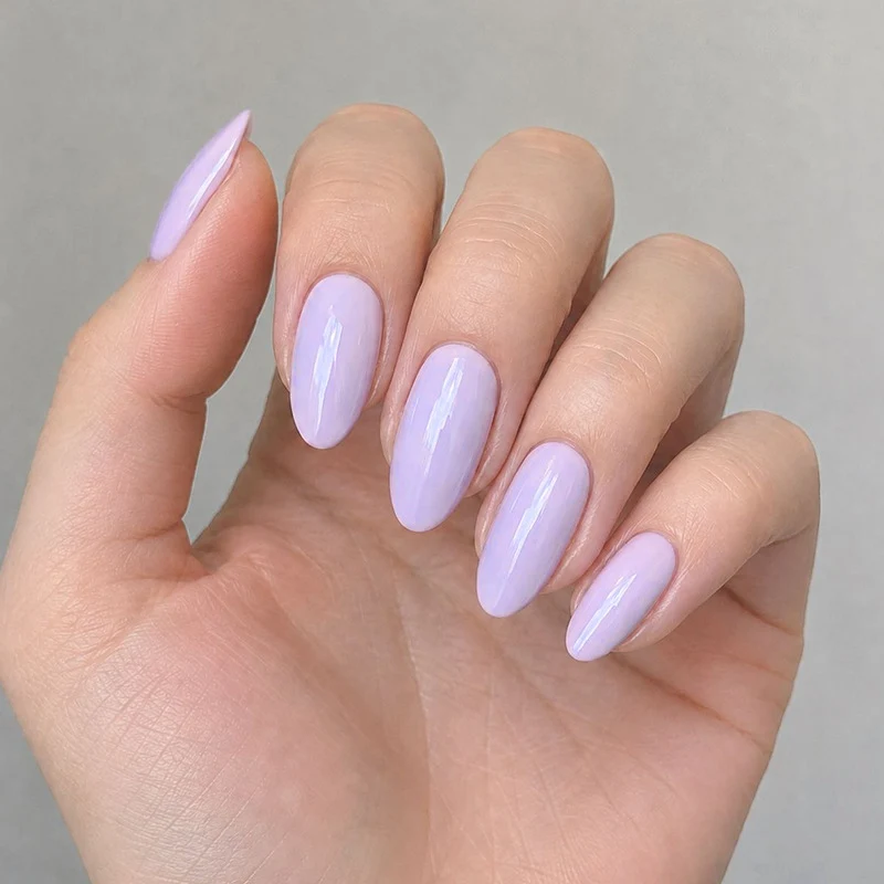 Almond-förmige Nagelerweiterungen Karnz