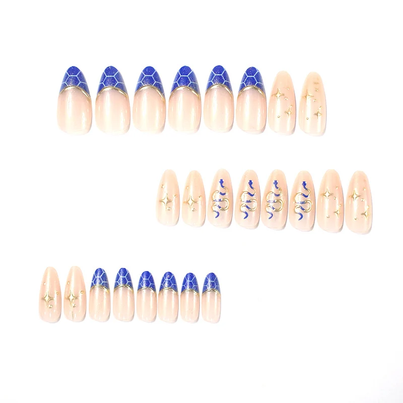 3D Dekorative Nagelkunst Set Karnz