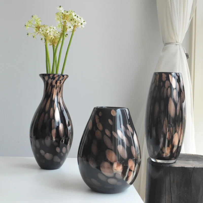 Mouth-Blown Gesprenkelter Glasbirnenvase mit Schmalem Mund und Hochglanz-Finish Karnz