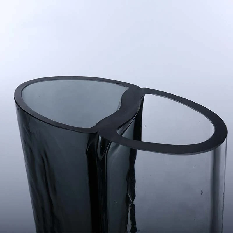 Mouth-blown skulptural Double-Chamber zeitgenössische Glasvase Karnz
