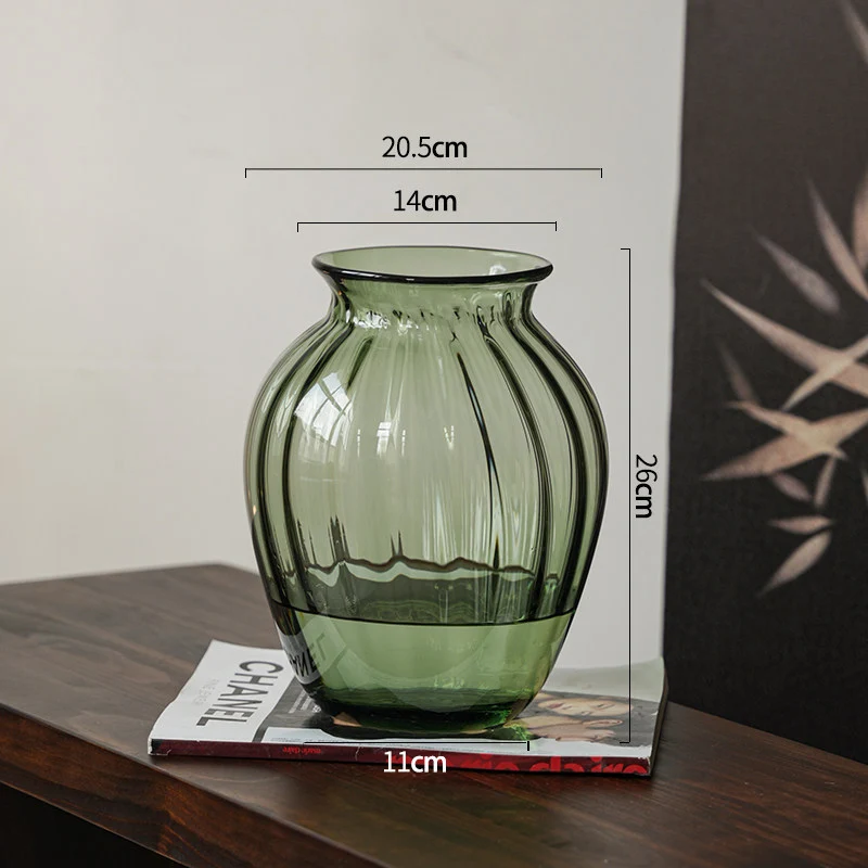 Mouthblown gerippte rauchige Glaslampen-Vase mit schmalem Hals Karnz