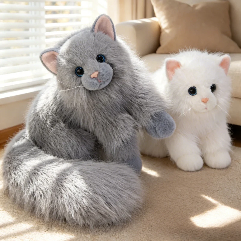 Realistische langhaarige Plüschkatze Dekoratives Kuscheltier mit übergroßem flauschigem Schwanz Karnz