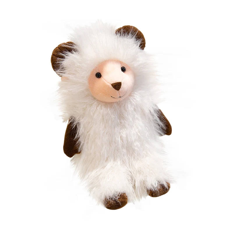 Plüschiger, flauschiger, ram-inspirierter Teddy mit langem Kunstfellmantel und besticktem Gesicht Karnz