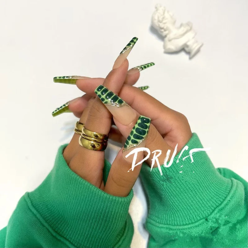 Nail-Art-Kunstset mit modernem Design Karnz