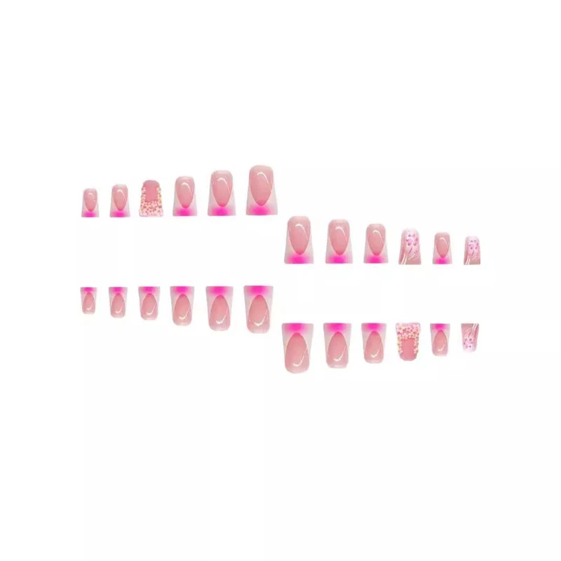 Dekorative 3D florale Nagelverzierungen Karnz