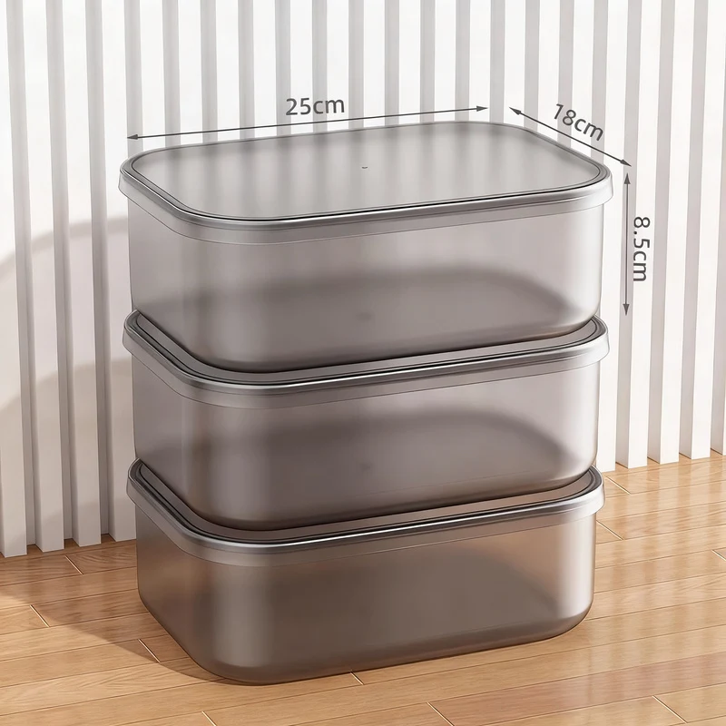 Transparente Aufbewahrungsbox aus Kunststoff