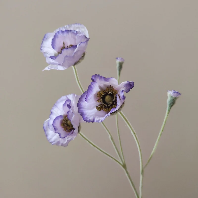 Elegante Seidenblumenanordnung