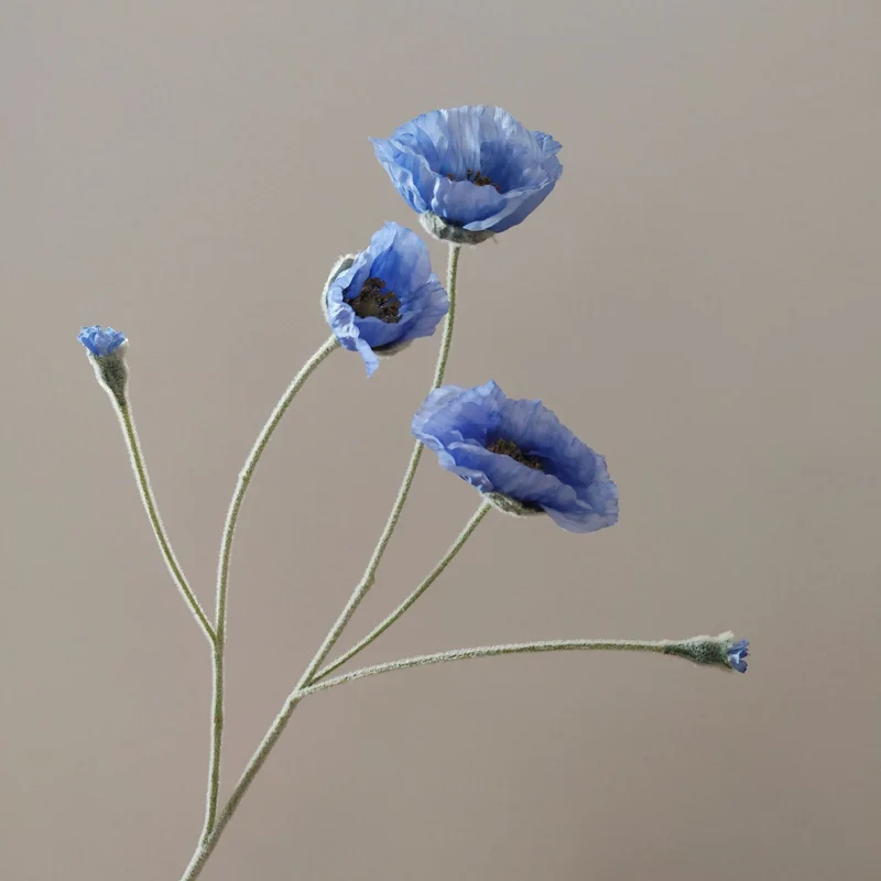 Elegante Seidenblumenanordnung