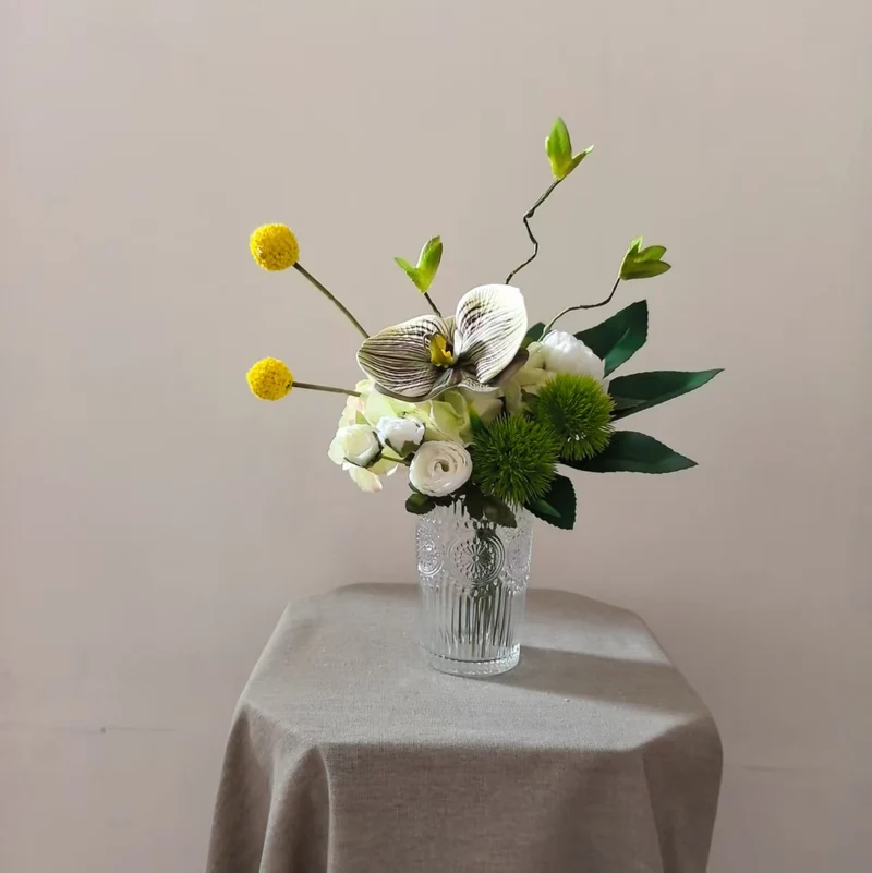 Elegante florale Mittelstück