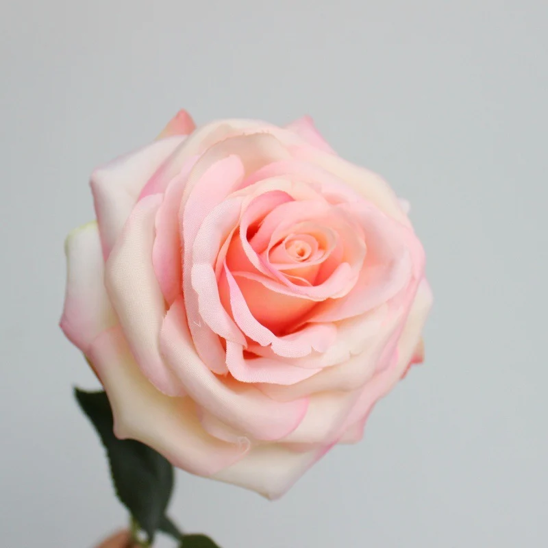 Elegante Künstliche Rosenstiel