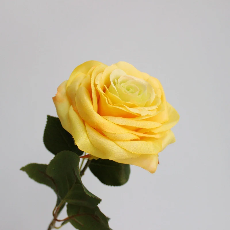 Elegante Künstliche Rosenstiel
