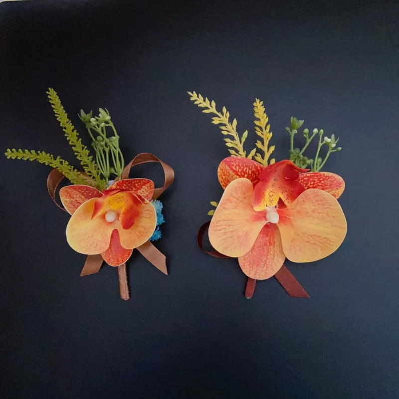 Dekorativer Orchideen-Anstecker