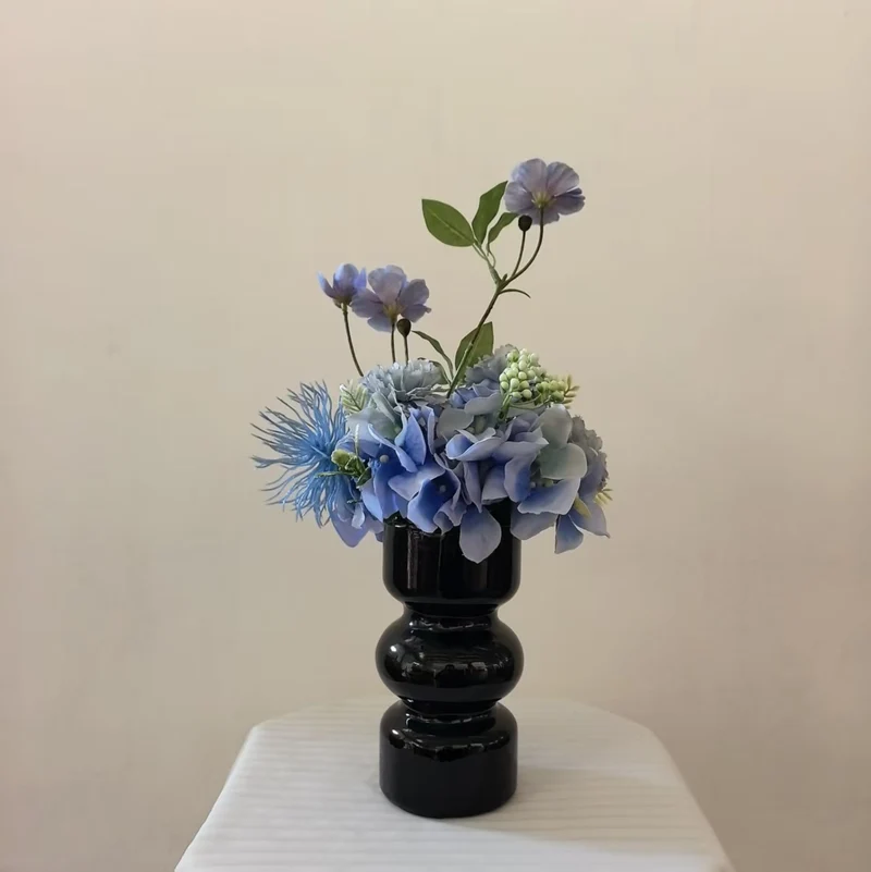 Charmantes Blumengesteck