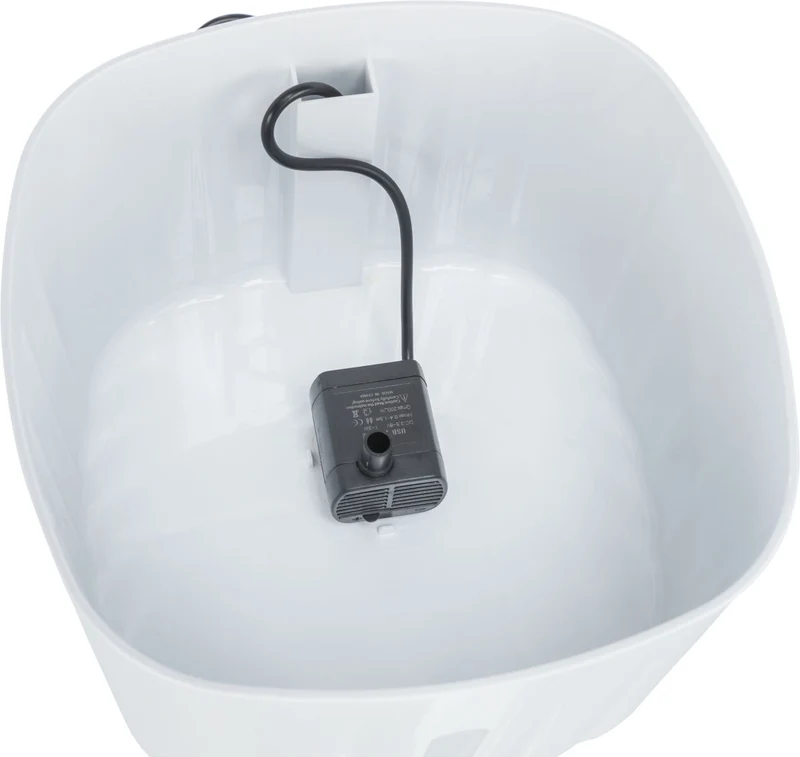 Trixie Drinking Fountain Flower for Cats 2L