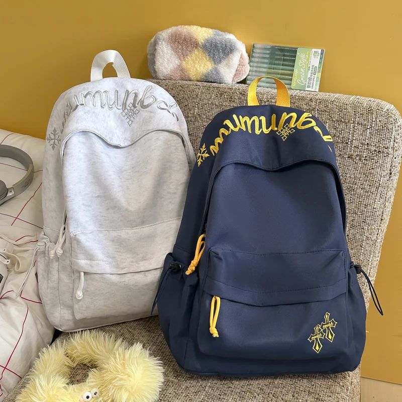 Lässiger bestickter Kordelzug-Rucksack Karnz