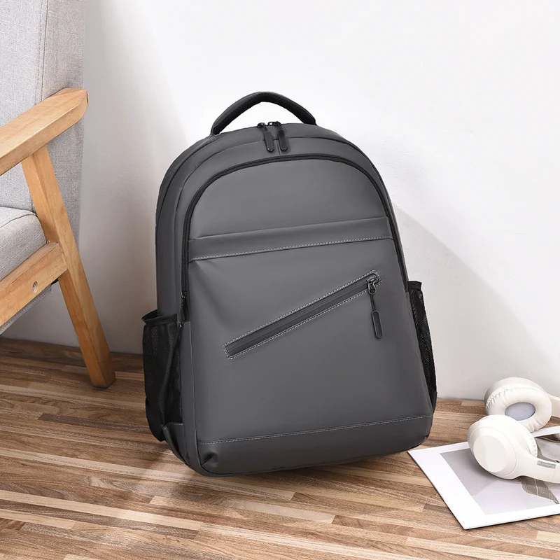 Vielseitiger wasserdichter Laptop-Rucksack Karnz