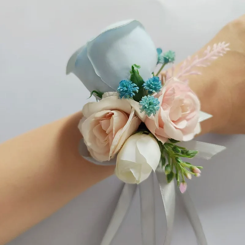 Stilvolle Florale Haarcorsage