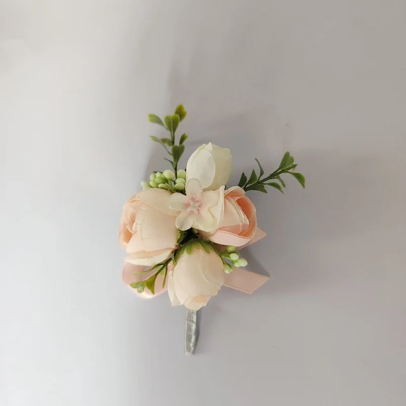 Florale Corsage Ansteckblume