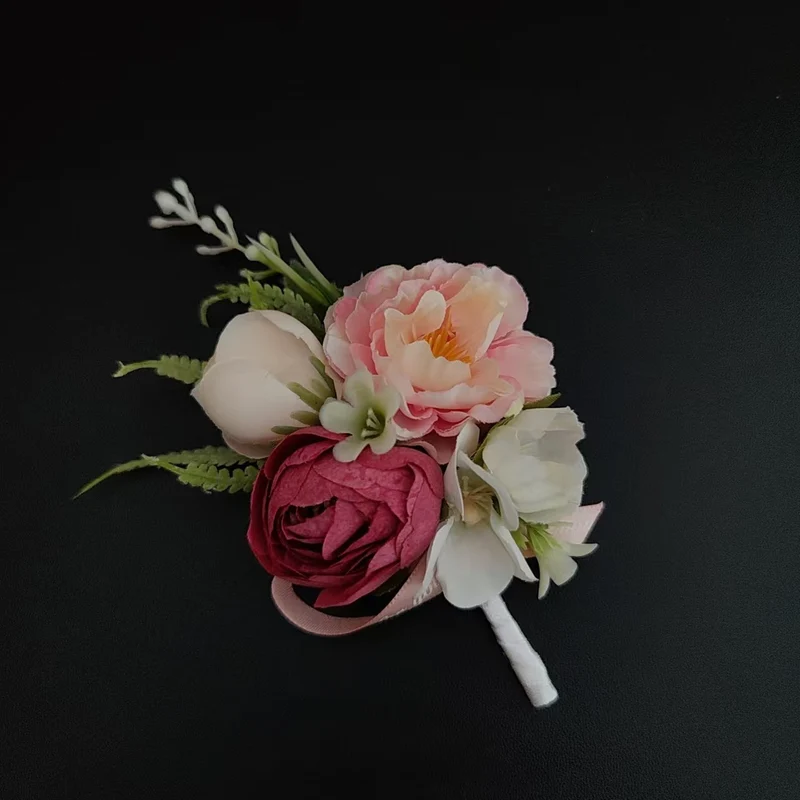 Schöne florale Corsage