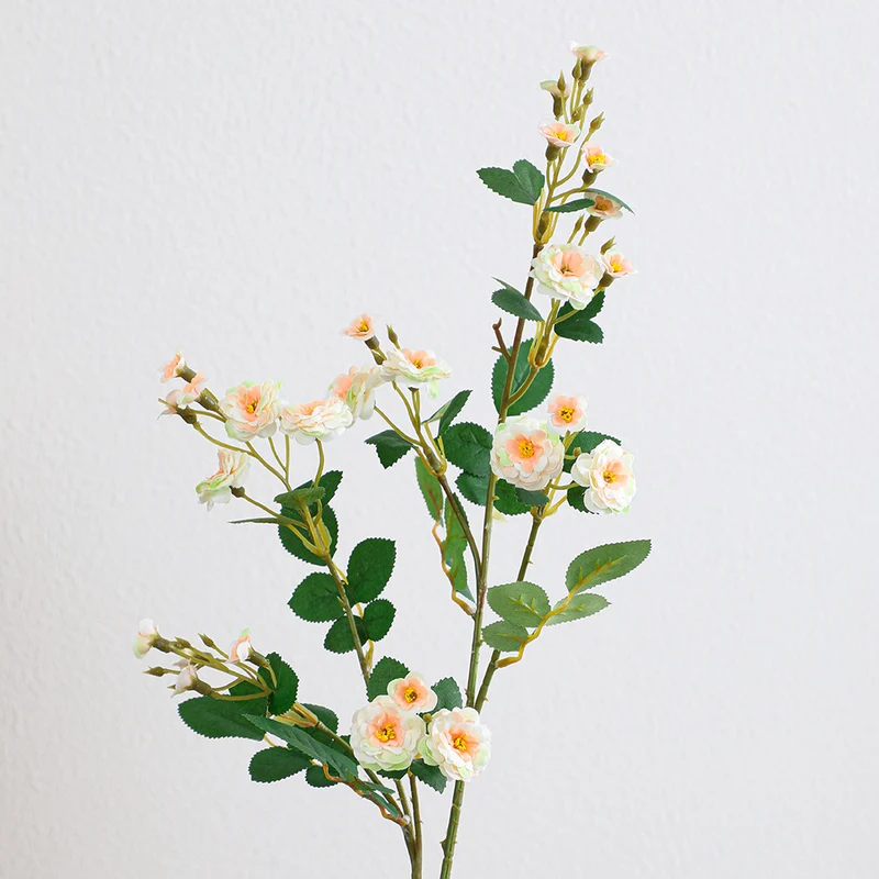 Künstlicher Zweig mit dekorativen Blumen Karnz