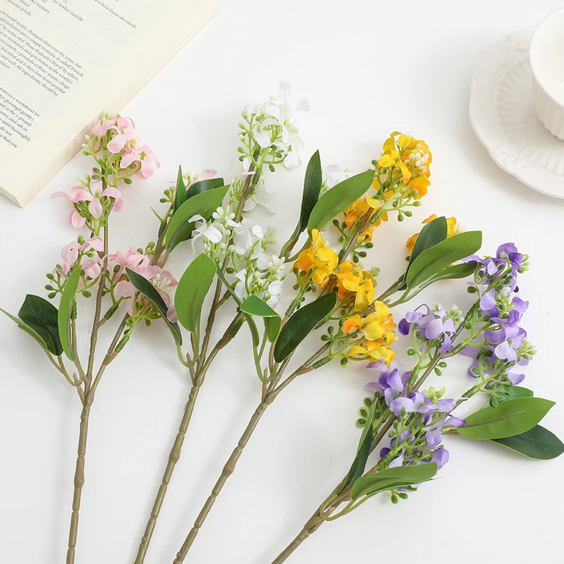 Künstlicher Blütenzweig mit leuchtenden Blüten Karnz