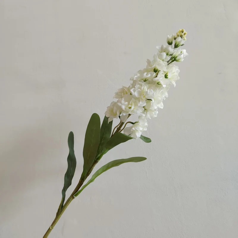 Realistische Blumenstängel