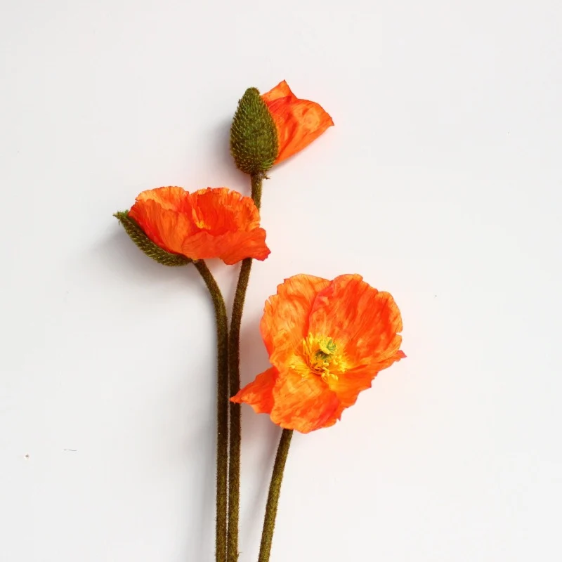 Realistische künstliche Mohnblumenstängel