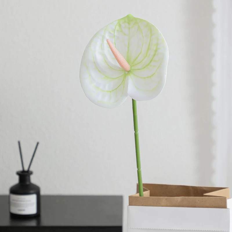 Elegante künstliche Orchidee mit filigranen Blüten Karnz