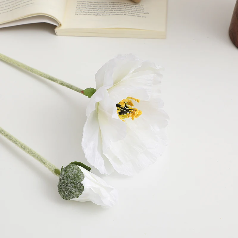 Realistische kunstvolle Mohnblume Karnz