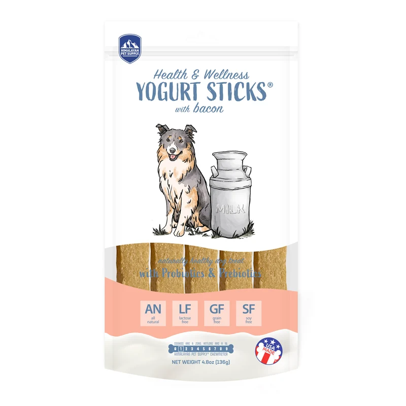 Himalayan Yogurt Sticks Bacon Dog Treats 136g