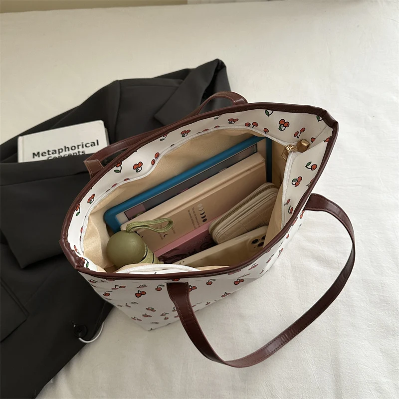 Trendige Kirschen-Print-Shoppertasche