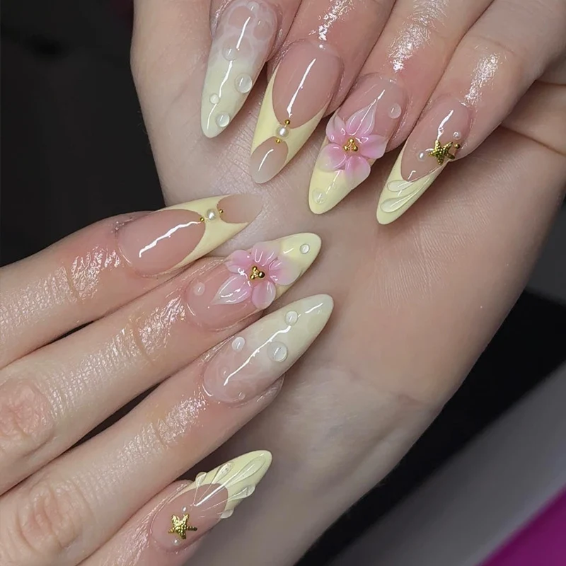 Blumen-Themen Press-On Nagelkunst Set Karnz