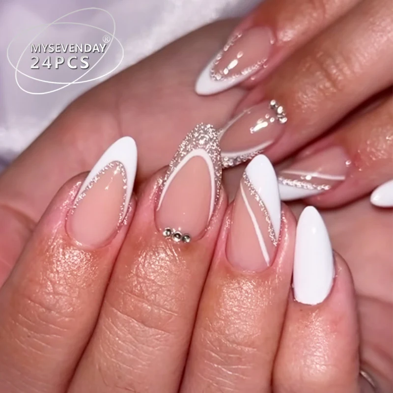Elegante Stiletto Press-On-Nagel Set mit Strass-Akzenten Karnz