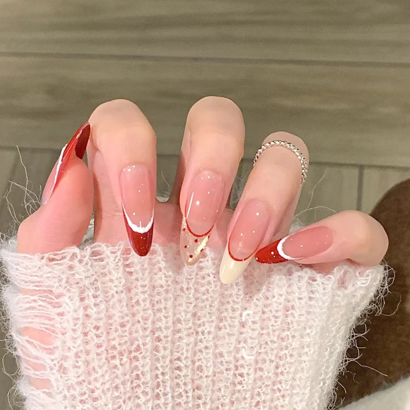 Elegantes Press-On-Nagelset mit Glitter- und Glanzfinish Karnz