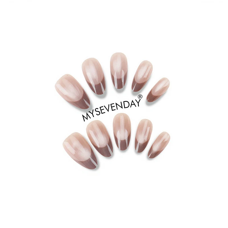 Elegante Press-On Nagelset mit French Tip Design Karnz