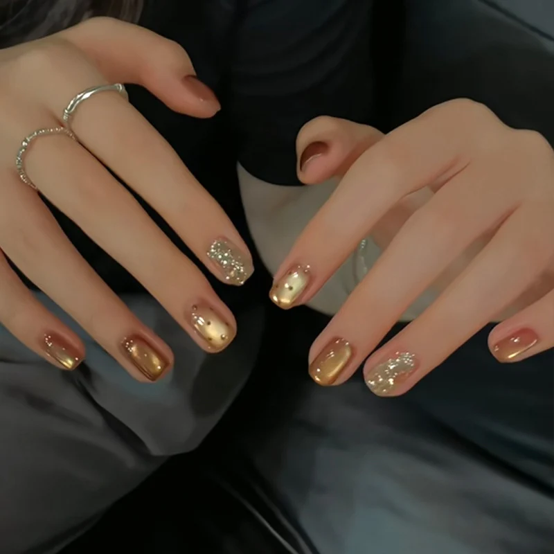 Premium Glittery Press-On Nail Set Karnz