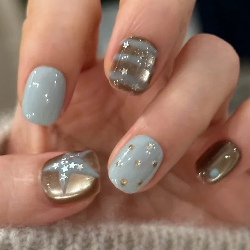 Premium Glittery Press-On Nail Set Karnz