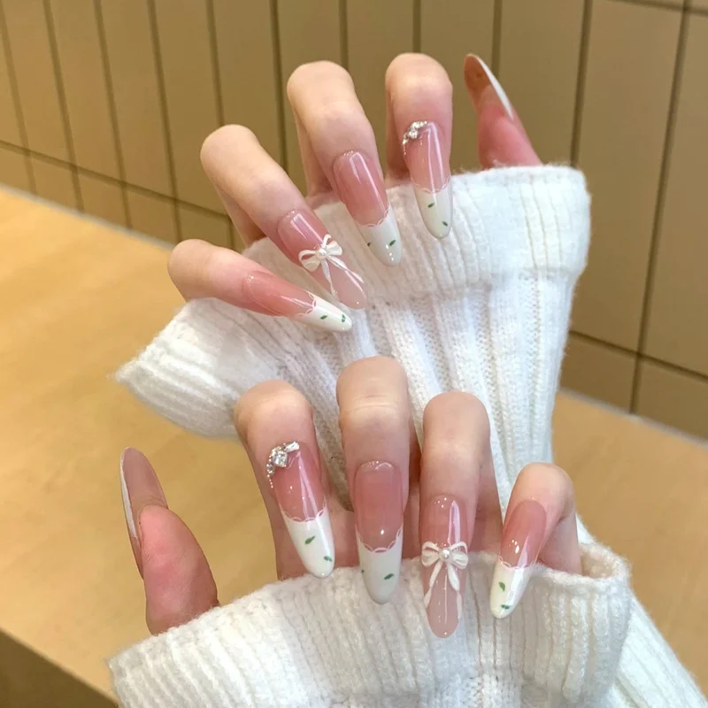 Premium Floral-Design Press-On Nägel Karnz