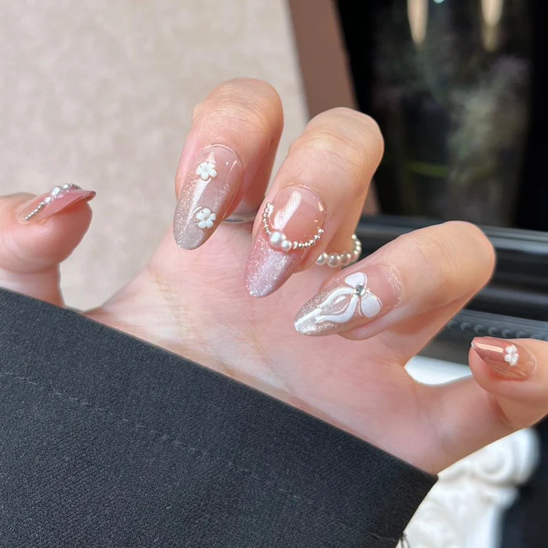 Luxus Press-On Nagelset mit Glitter-Akzenten Karnz