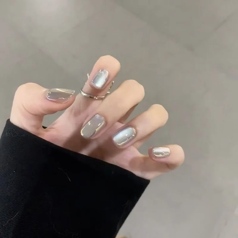 Hochwertiges Transparentes Press-On Nagelset Karnz