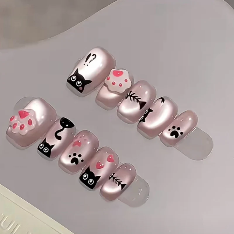 Glänzendes Nagelset Karnz