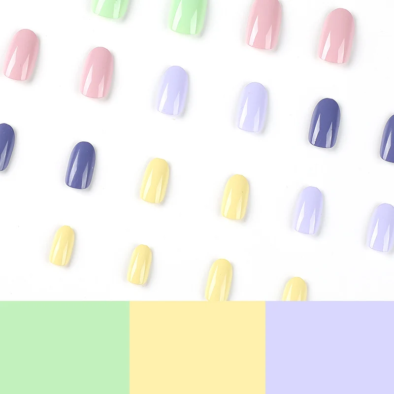 Kunstvolle Nagelkunst mit sanften Farben und Hochglanz-Finish Karnz