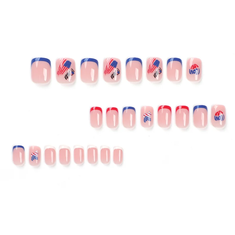 Kunstvolle Nagelkunst mit patriotischen Designs Karnz