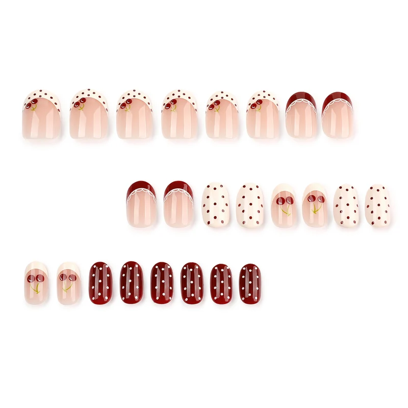 Kunstvolle Nagelkunst mit Kirschen-Design Karnz